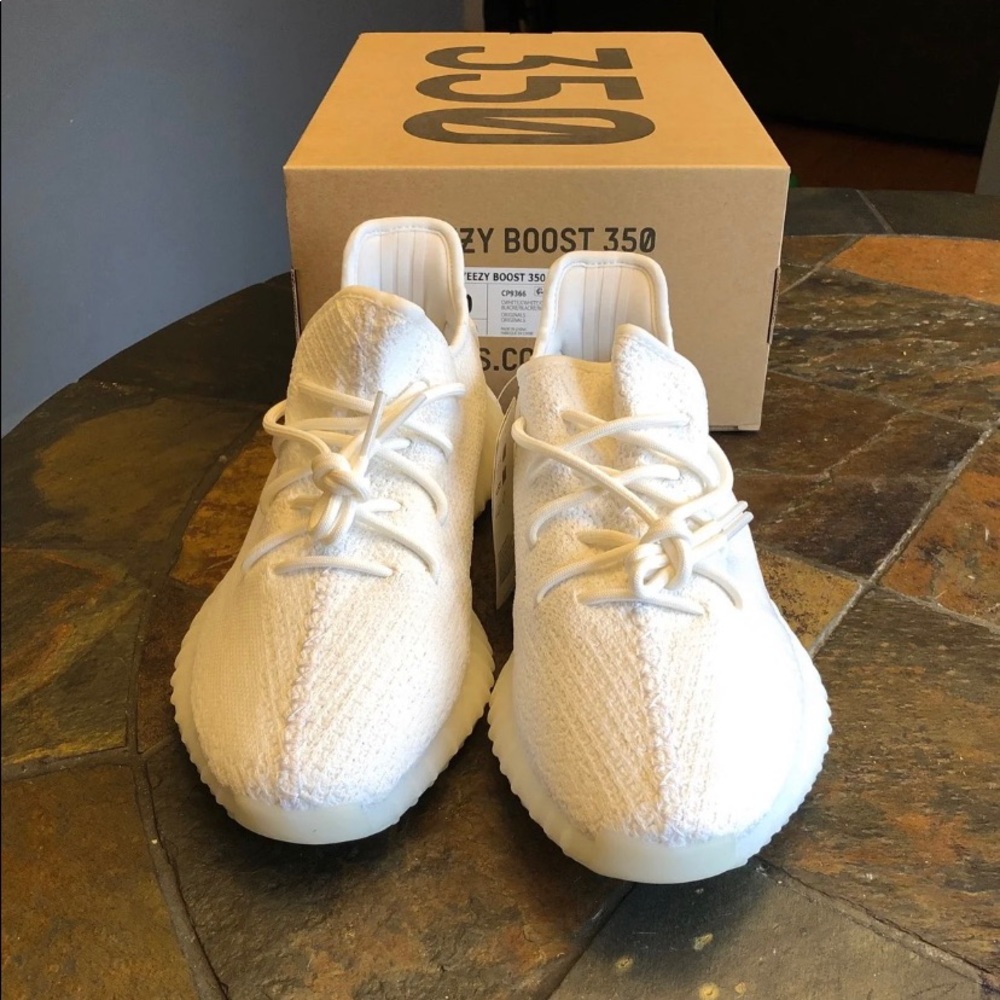 Yeezy 350 v2 triple white size 10